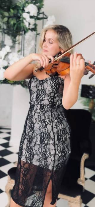 Photo of Anastasia Violinist &ndash; Romantic & Pop Cover
