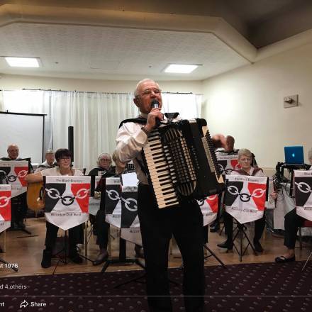 Barry Smith Accordionist