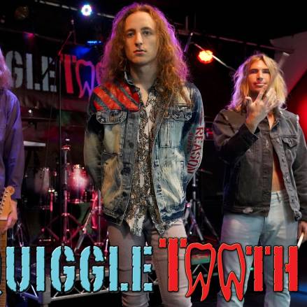 Squiggle Tooth
