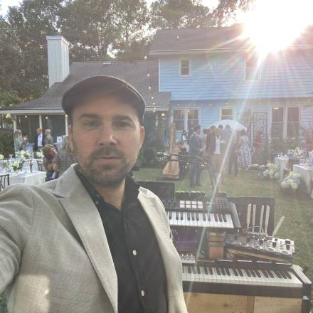 Noah Grove Music