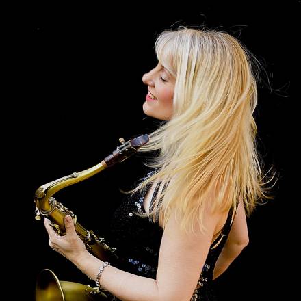 Saxophonist/Singer