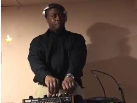 DJ Blayne (photo 0)