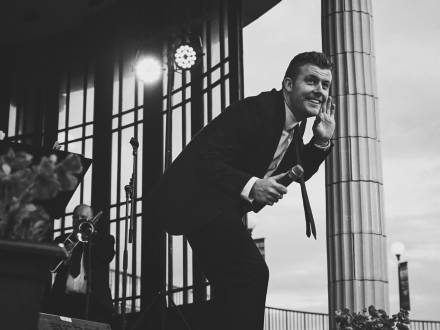 Tom Fitzpatrick - Swing & Soul Singer (photo 10)