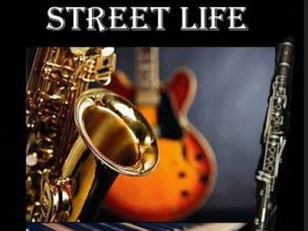 Street Life (photo 0)