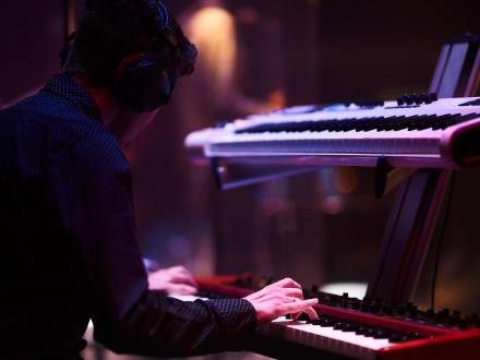 Igor Agrich Jazz/Pop/Lounge Piano (photo 4)
