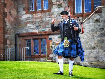 Stevie Bagpipes (photo 0)