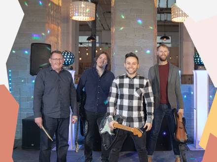 The Crescendos (photo 0)