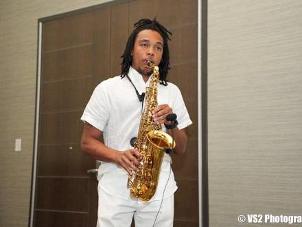 SargentSax (photo 0)