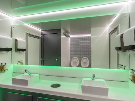 Tor Luxury Toilet Hire (photo 8)