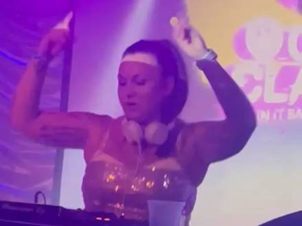 Dj Bassminx (photo 1)