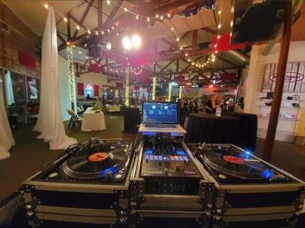 DJ WeekN (photo 7)