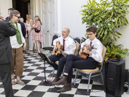 Fan Club Acoustic (photo 2)