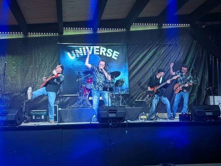 The Universe Band (photo 0)