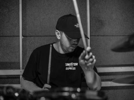 Sam - Drums/Percs/Cajon (photo 1)