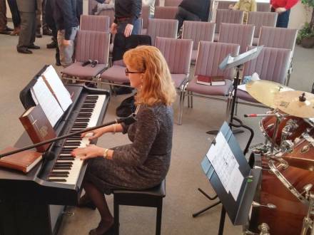 Jill Broughton / Joyful Piano (photo 0)