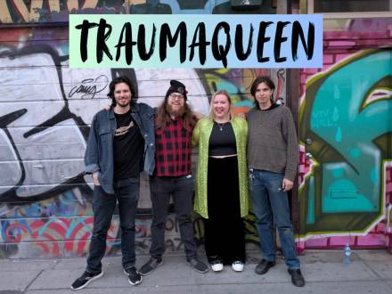 Traumaqueen (photo 0)