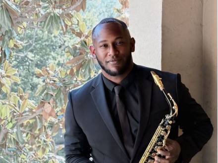 Darron Carrington Saxophone (photo 4)