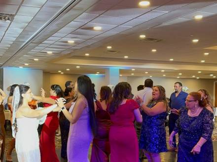 Female Arabic Wedding DJ Maya Virginia (photo 311)