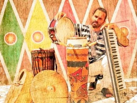 Drummer/Percussion (photo 0)