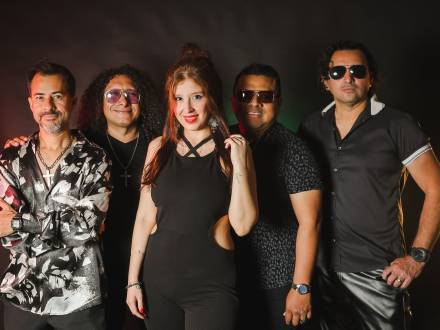 Good Life Band (photo 1)