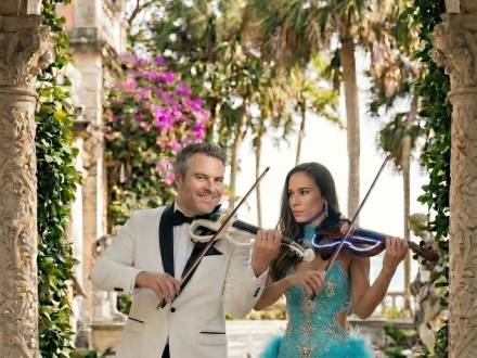 Monty Bloom, Violinist (photo 12)