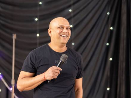 Pravesh Mungaldave (photo 1)