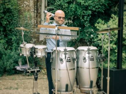 King Konga - Percussionist & DJ (photo 9)