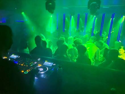 the dance music connection (photo 0)