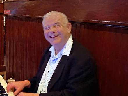 Kenny Thames (photo 1)