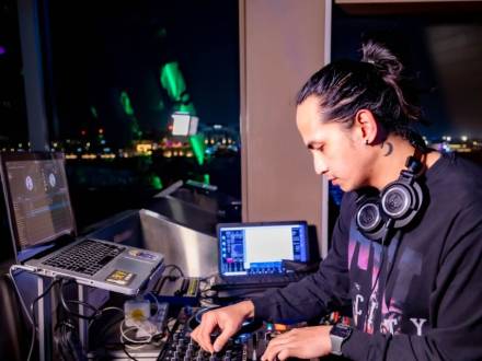 DJ/ Karl Russell (photo 17)