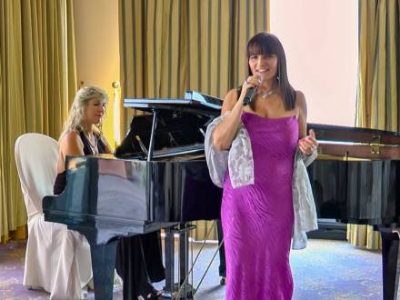 Sonia pianist (photo 11)