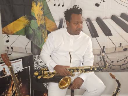 Jazz Entertainment (photo 1)