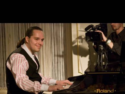 World-class music service (photo 14)