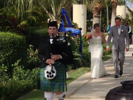 Bagpiper (photo 8)