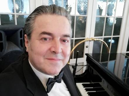 Mr Roby Sansone (photo 1)